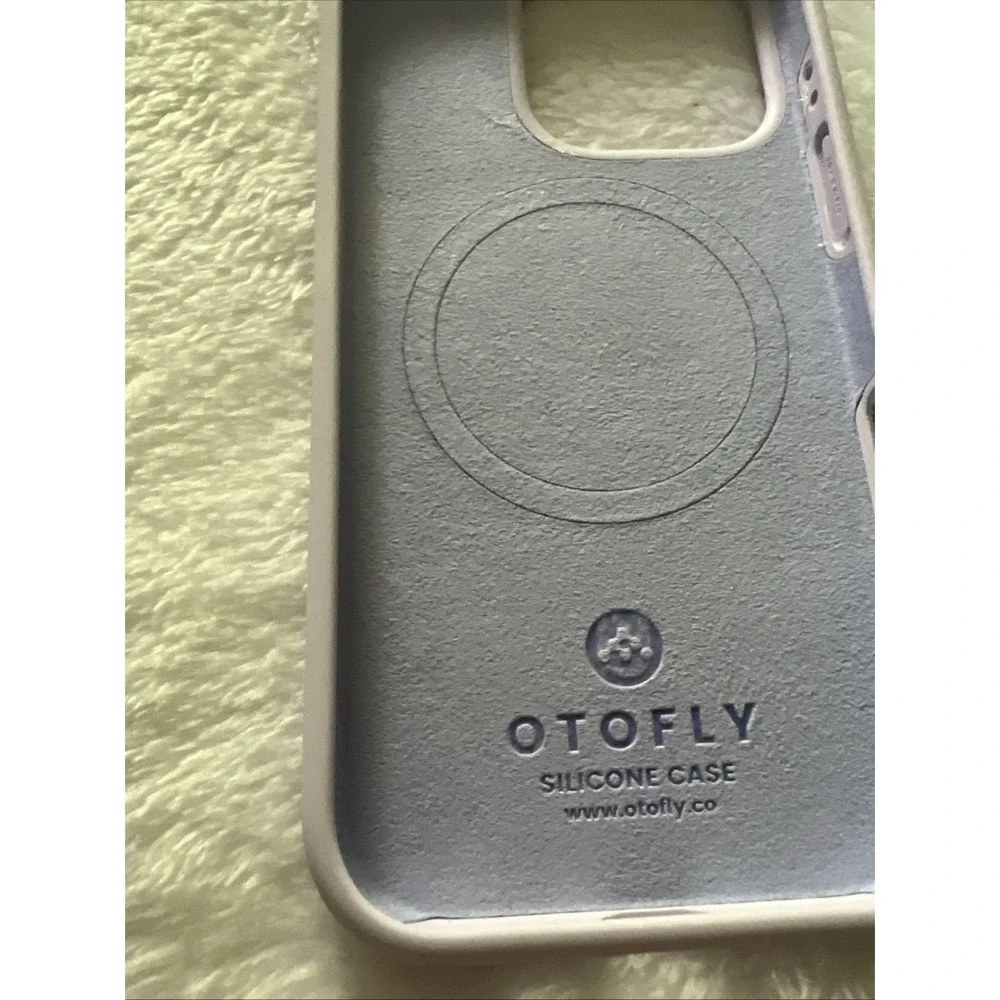 OTOFLY iPhone 16 Pro Silicone Shockproof Slim Thin Phone Case in Pastel Purple